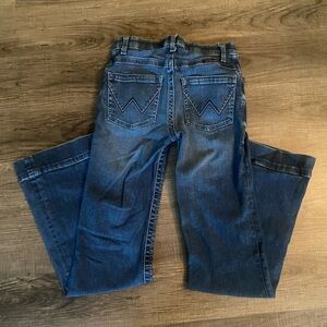 Womens wrangler Jeans size 27/34